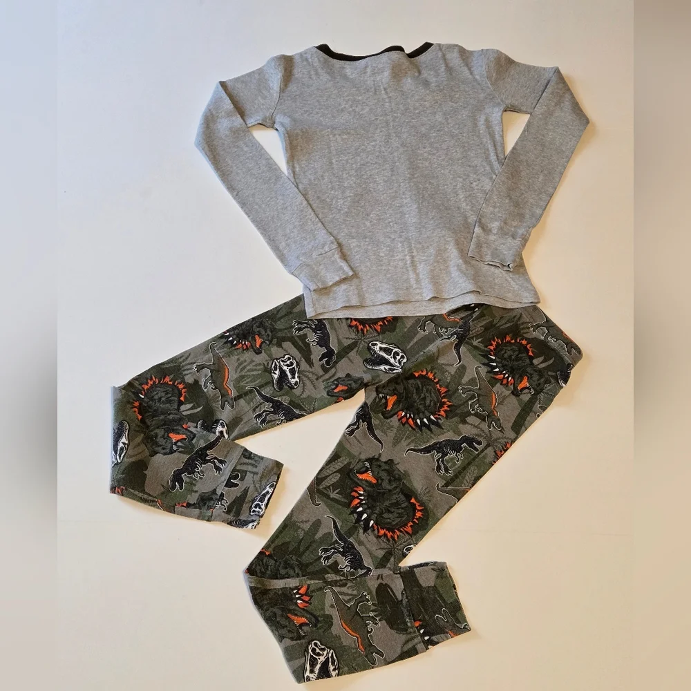The Children's‎ Place/Gray,Green & Orange Dinosaur Kids Pajamas/Size 8